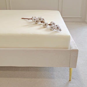 70 x 140 Jersey sheet with elastic Gaja 03