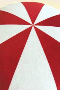 Poduszka 38 x 38 Świąteczna Cukierek Candy Czerwony