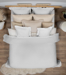 Narzuta 170 x 210 Pikowana Z Falbaną Celia 05